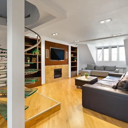 Apartment 3 Floor Luxury 150 M2- Downtown View
