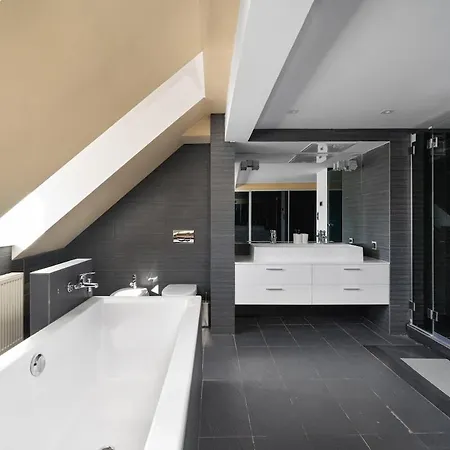 3 Floor Luxury 150 M2- Downtown View Apartment *